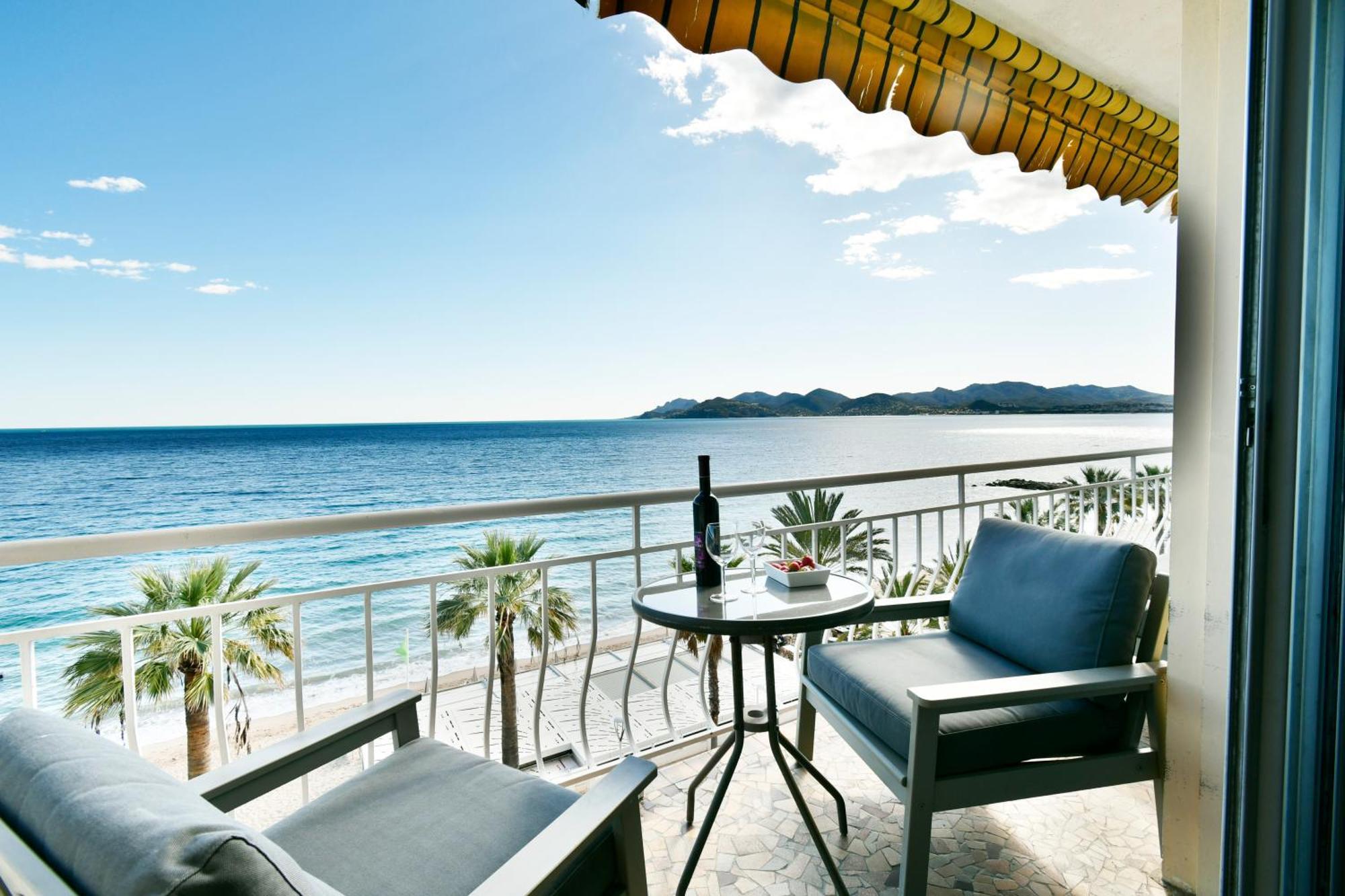 Plage Du Midi- Vue Sur Mer Standing Presta カンヌ エクステリア 写真